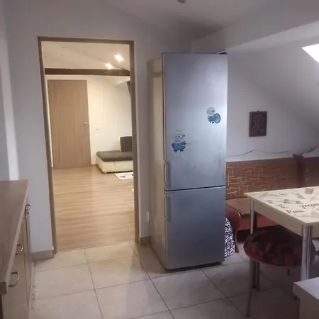 Gara Apartment